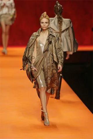 Look 24